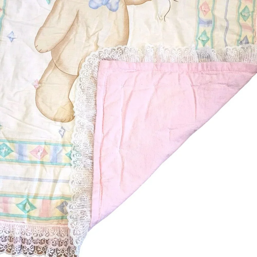 Vintage Baby Girl Quilt Blanket Lace Edge Teddy Bear Balloons Hand Stitched‎